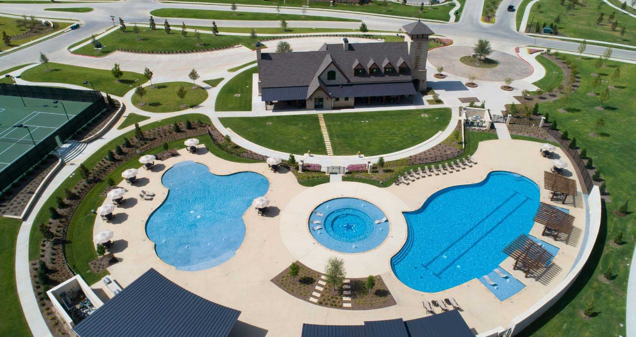 Star Trail amenity center with resort-style pools and clubhouse